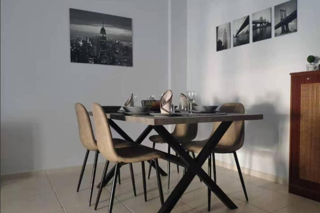 Galaxy Home Comfort Apartment In ピレウス エクステリア 写真