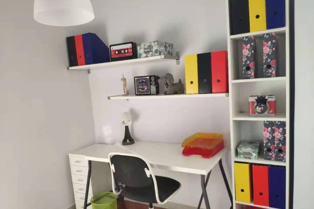Galaxy Home Comfort Apartment In ピレウス エクステリア 写真
